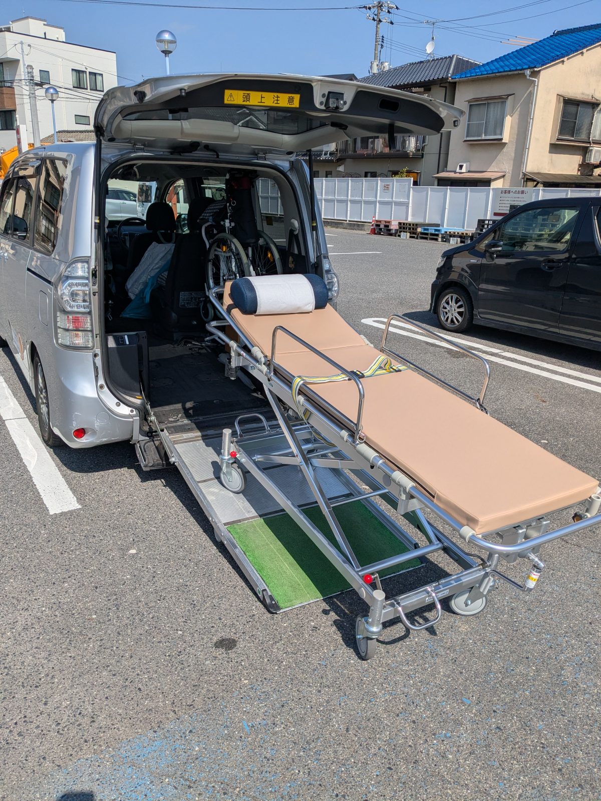 ケアタクシーハートラインの車両